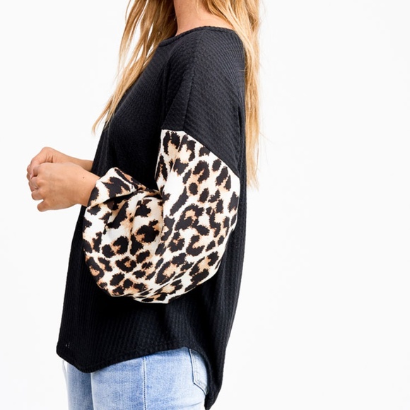 Black Thermal Animal Print Bell Sleeves Top - Picture 6 of 6